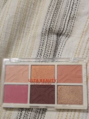 Ulta Beauty Pink & Peach Neutral Eyeshadow Palette